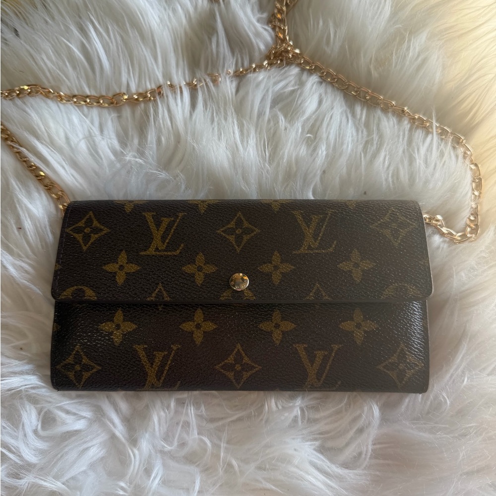 Authentic Louis Vuitton Brown‎ Monogram Wallet